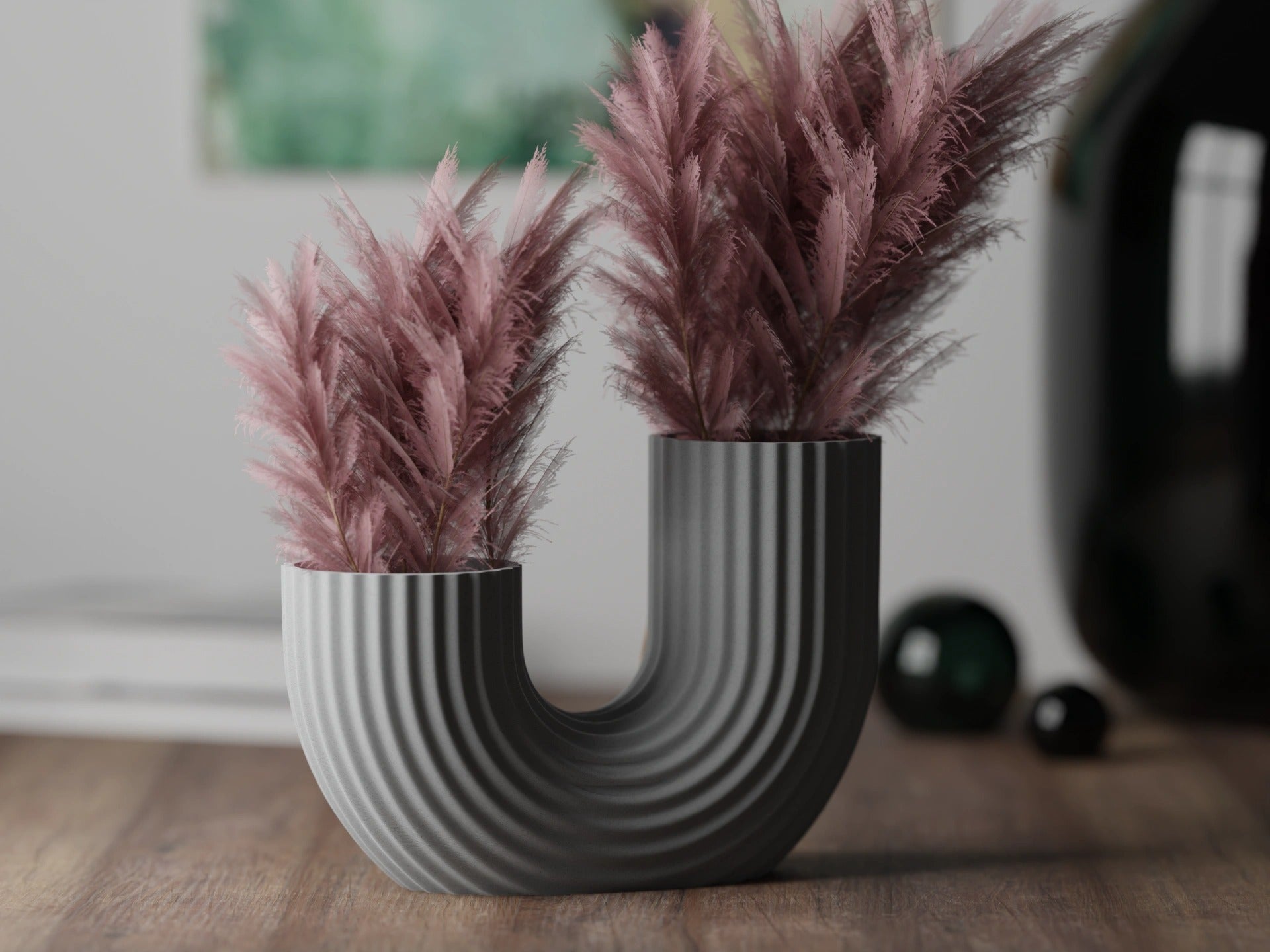 Modern U Shaped Vase – byVORM