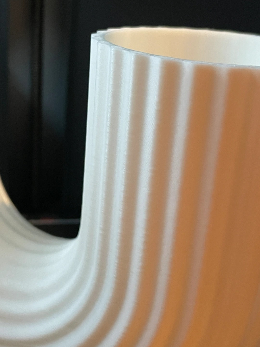 Modern U Shaped Vase – byVORM