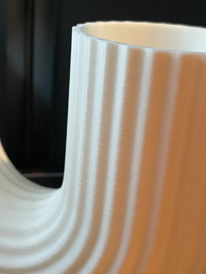 Modern U Shaped Vase – byVORM