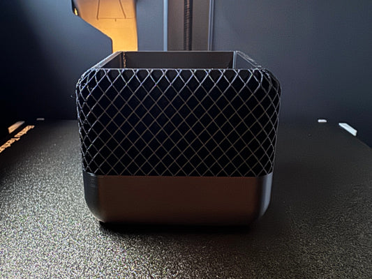 Modern Square Pod Pot – byVORM