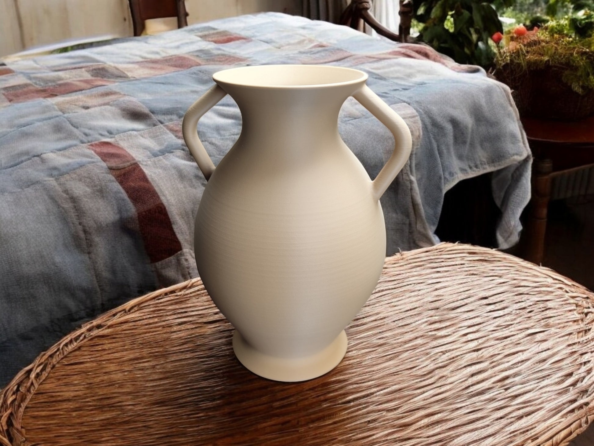 Amphora Greek Vase - byVORM