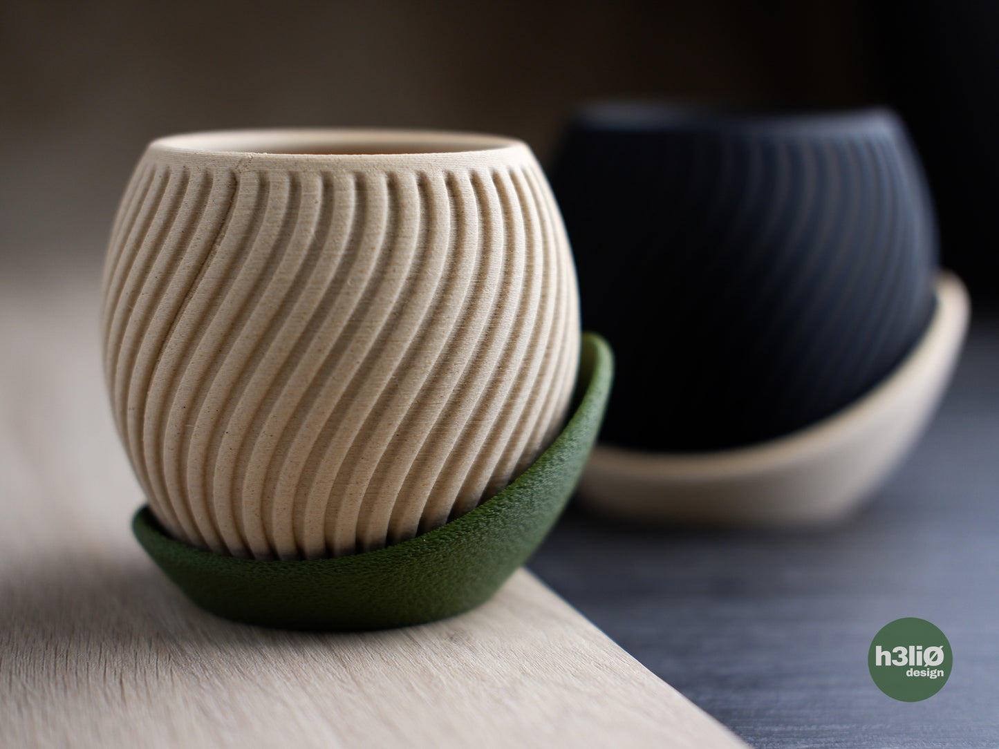 Wavy Planter - byVORM