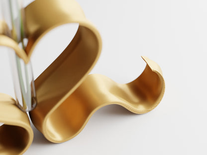 Ribbon Heart Vase – byVORM