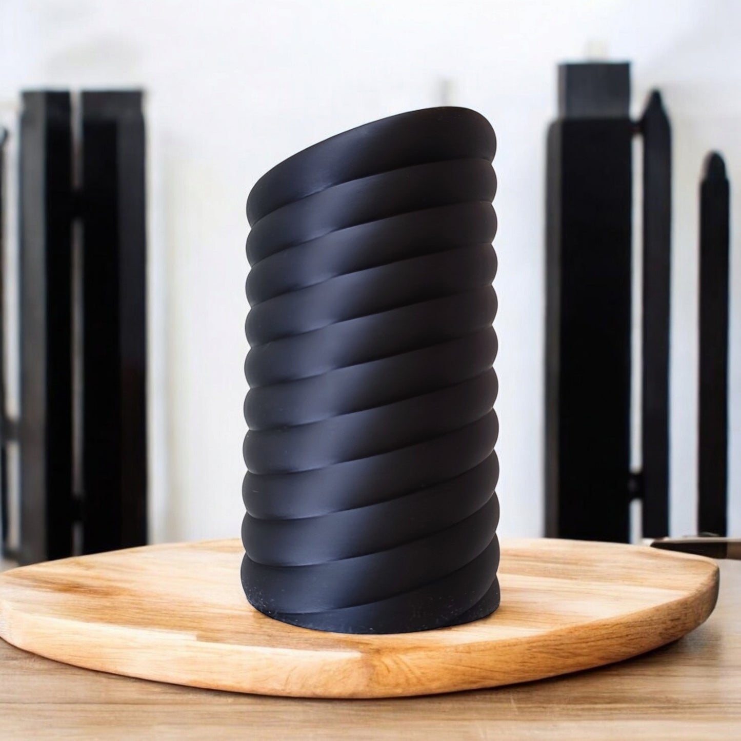 Swirly Vase – byVORM