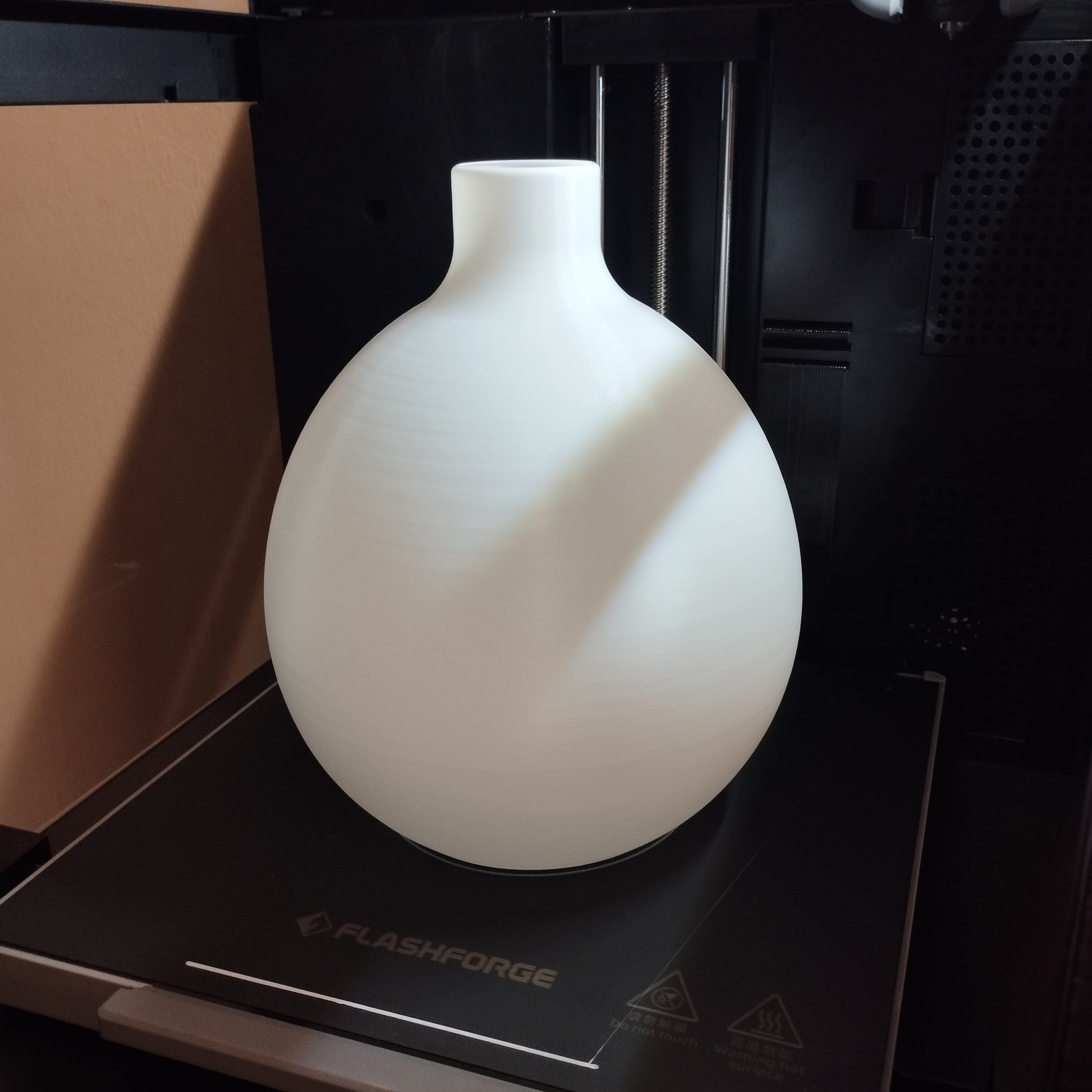 Patreon Vase – byVORM