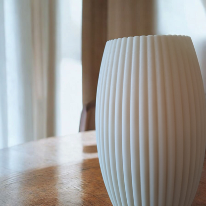 Alexia Ribbed Vase – byVORM