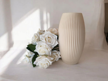 Alexia Ribbed Vase – byVORM
