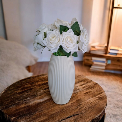 Alexia Ribbed Vase – byVORM