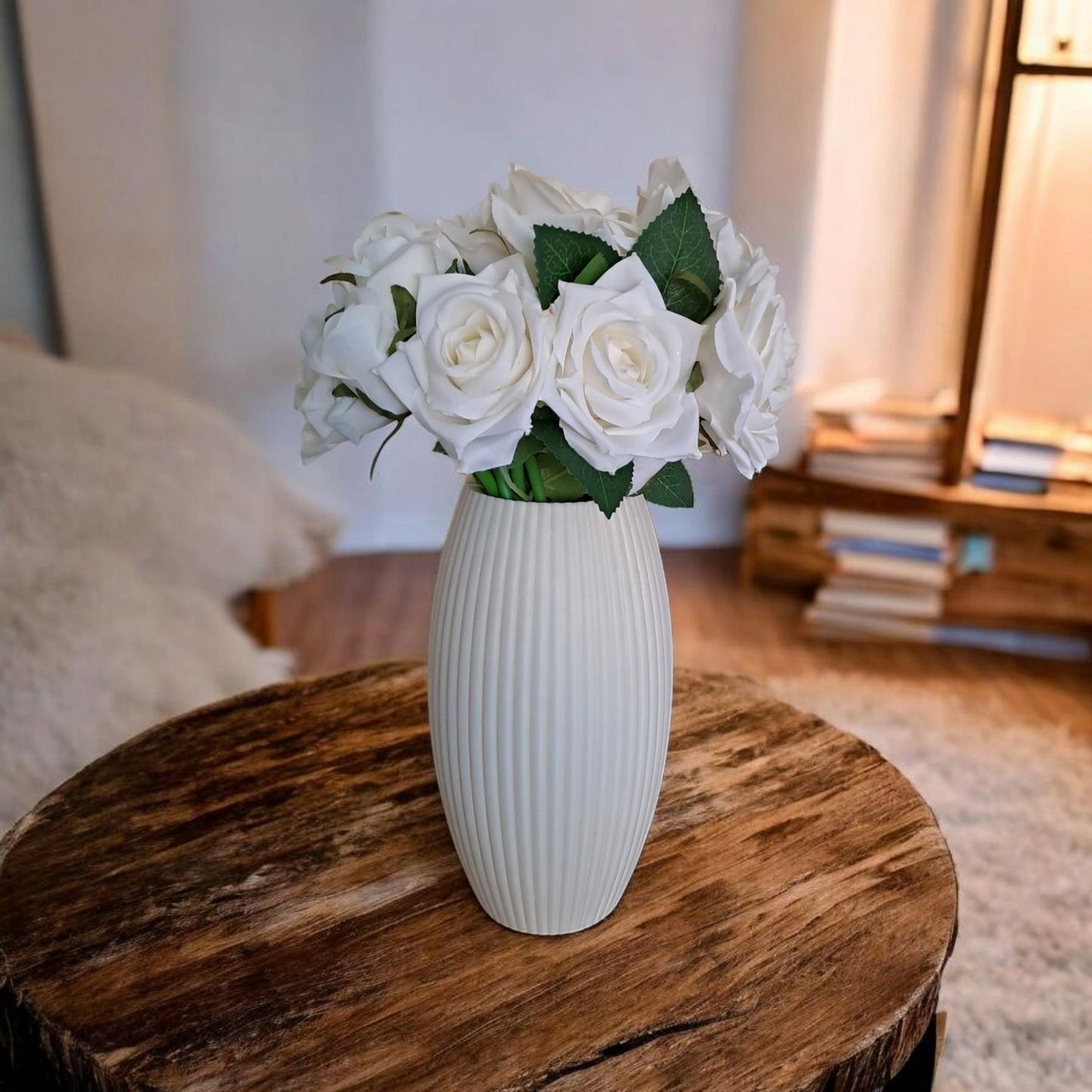 Alexia Ribbed Vase – byVORM