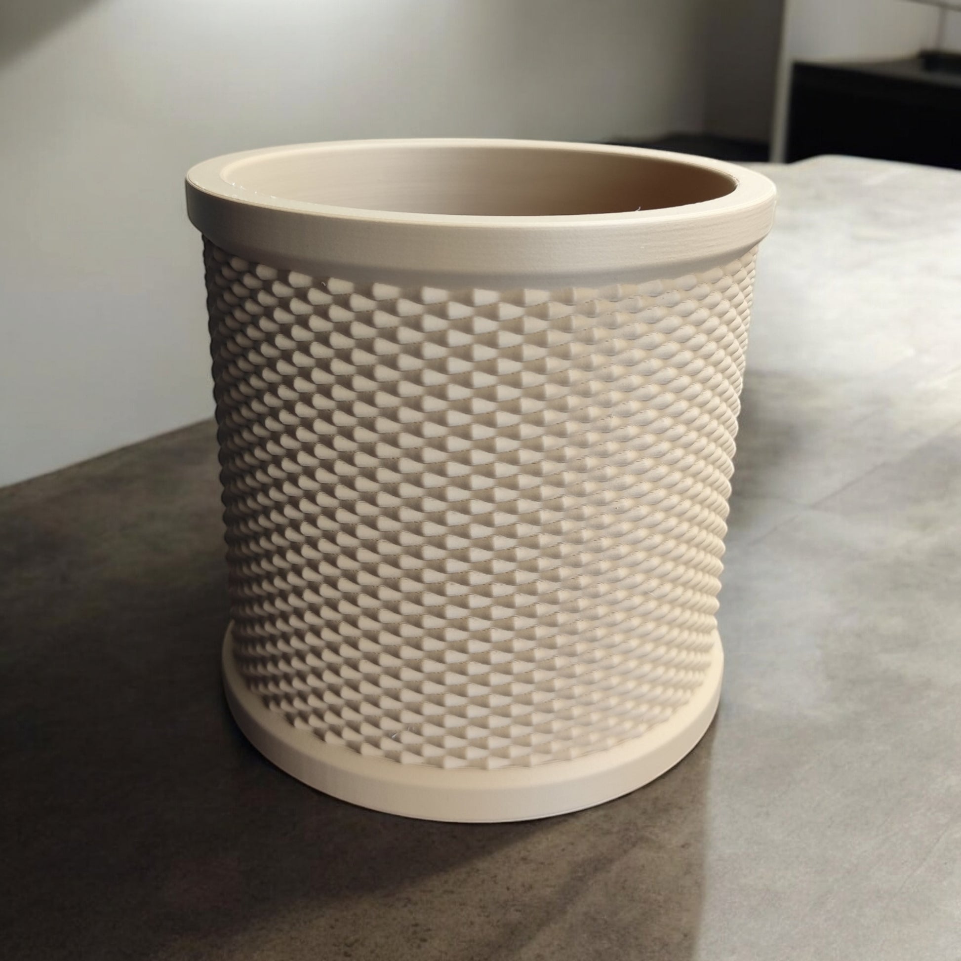 Rattan Retro Planter – byVORM