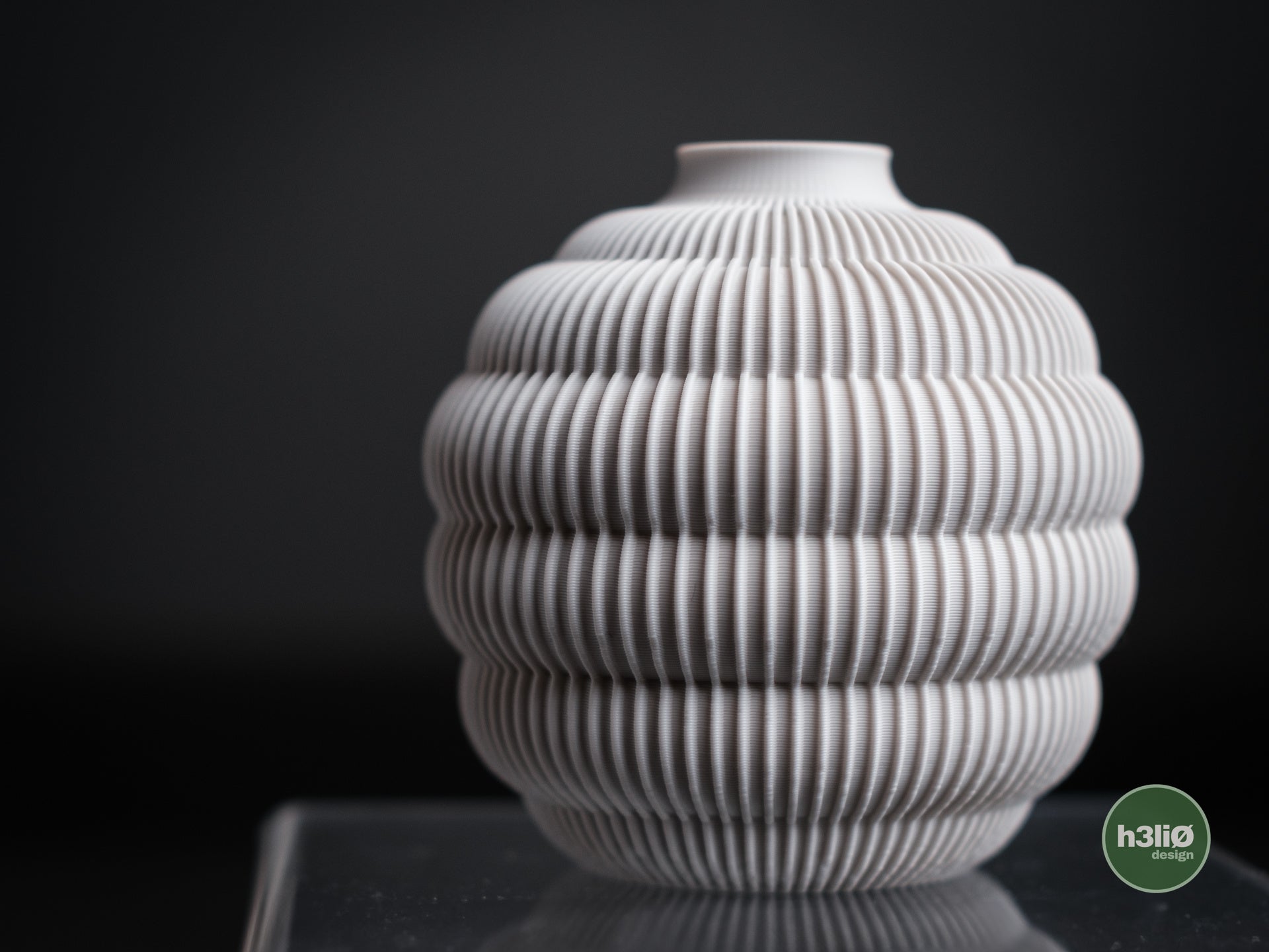 Hive Vase - byVORM