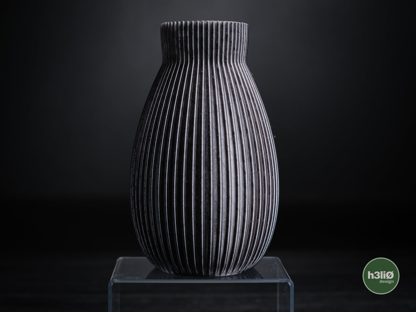 Obscura Vase - byVORM