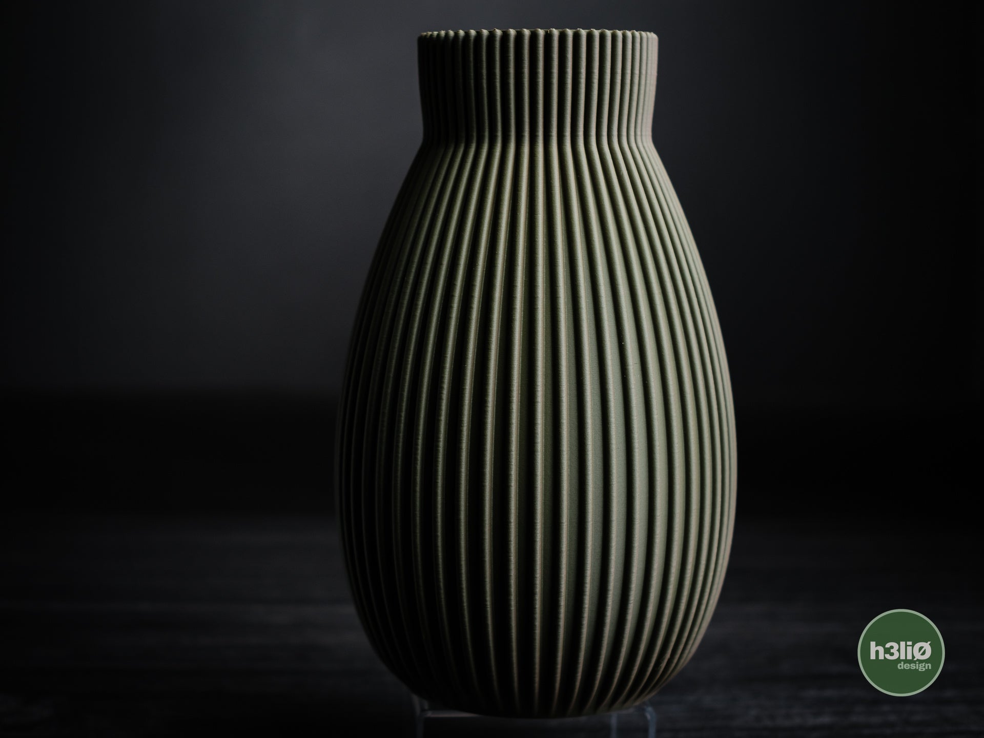 Obscura Vase - byVORM