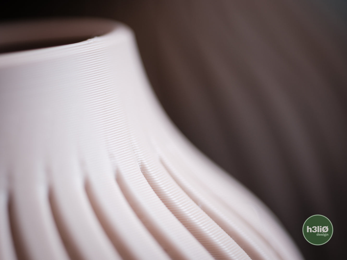Radiate Vase - byVORM