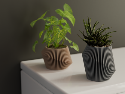 Modern Ribbed Vase – byVORM