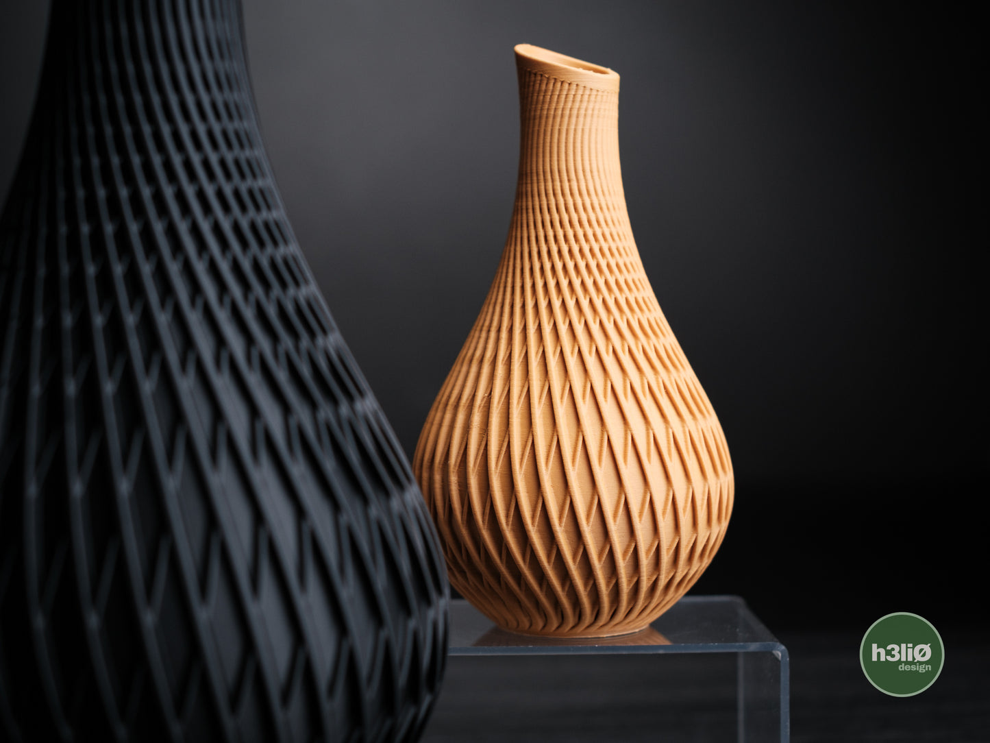 Vanta Vase - byVORM