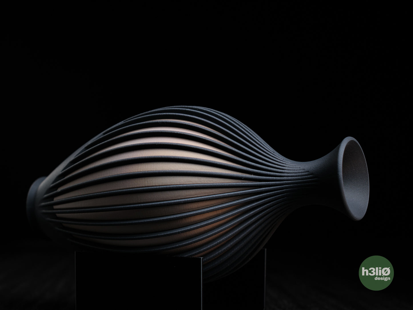 Wisp Vase - byVORM